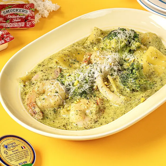 바질크림 파케리 — Basil cream Pasta
