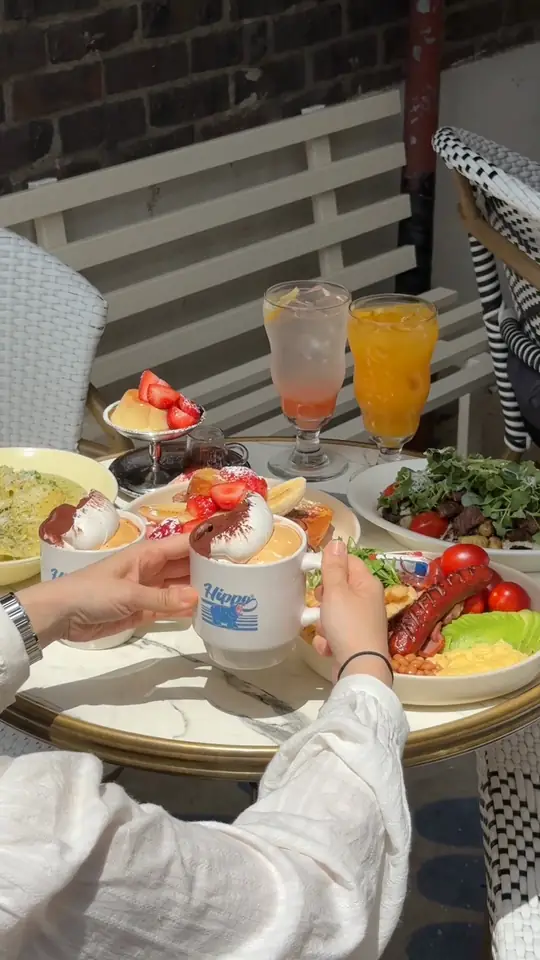 연남동 브런치 맛집 히포 릴스 — 시그니처 메뉴 클로즈업